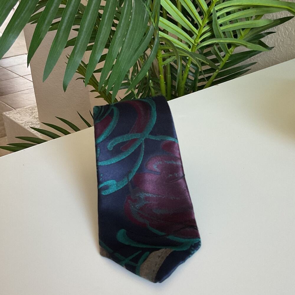 Players Brand Silk skinny Necktie